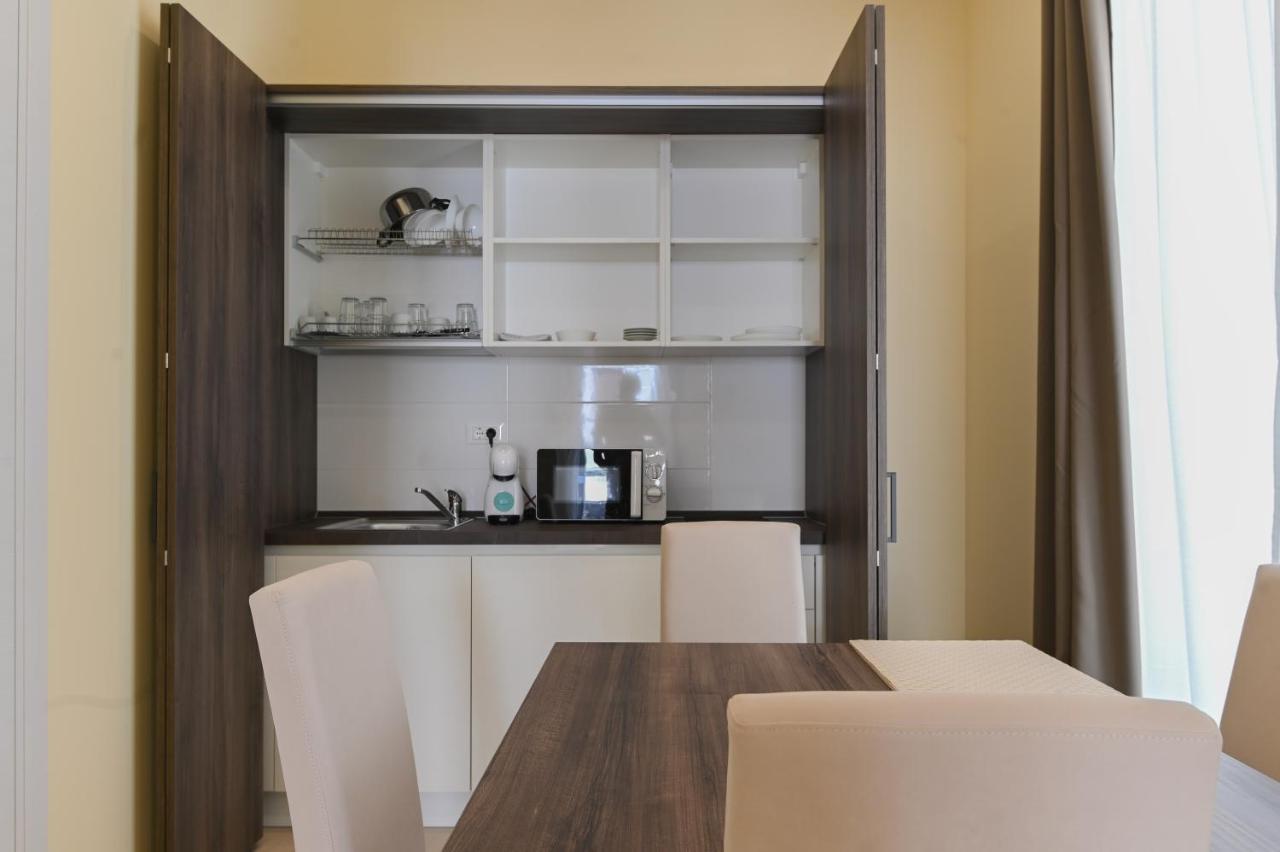 Adria Luxury Residence - Centro Triest Exterior foto