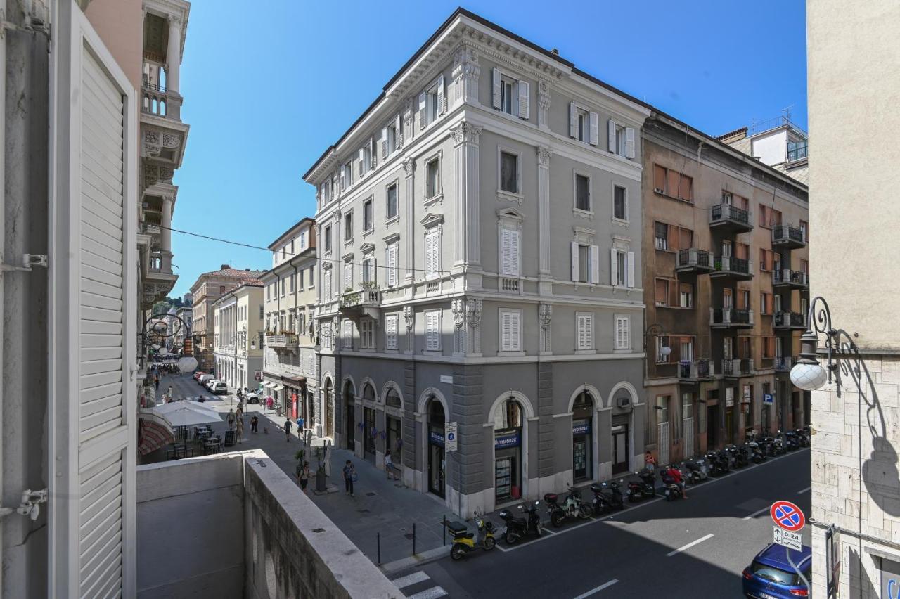 Adria Luxury Residence - Centro Triest Exterior foto