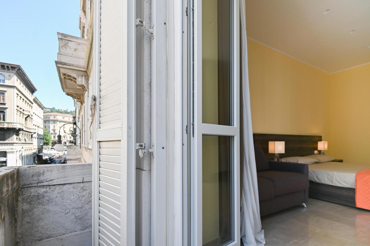 Adria Luxury Residence - Centro Triest Exterior foto